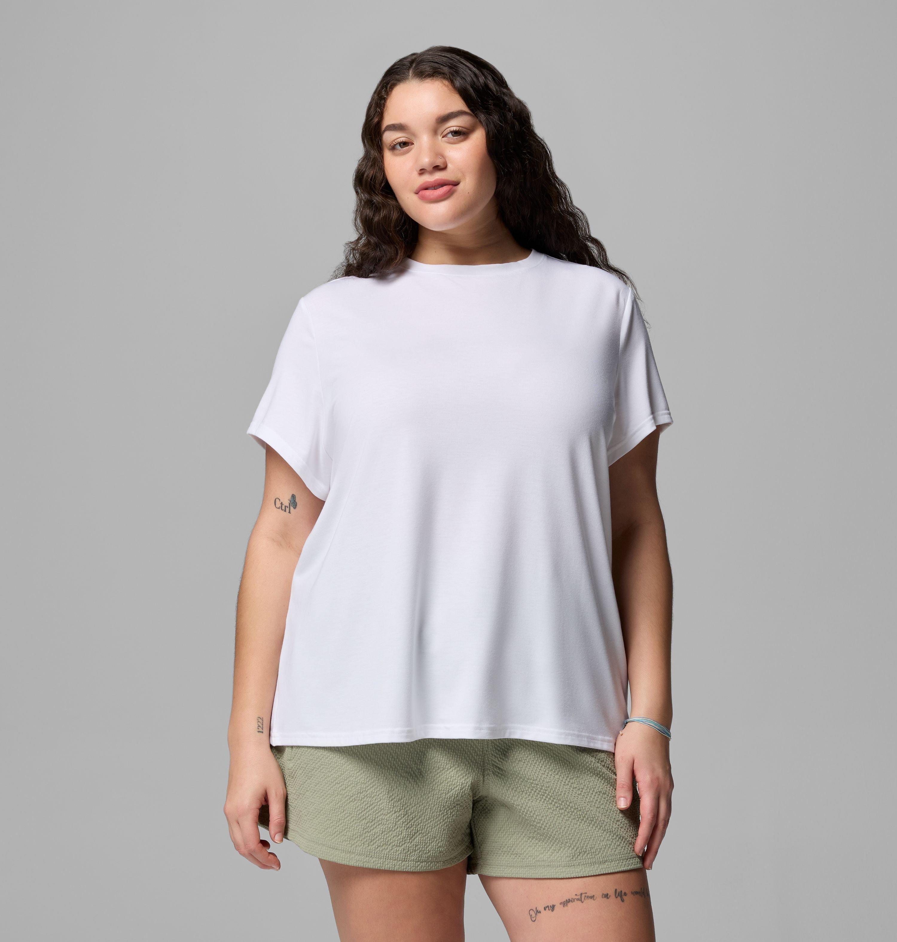 Columbia Women's CSC Soft Stretch Short Sleeve T-Shirt - Plus Size by COLUMBIA
