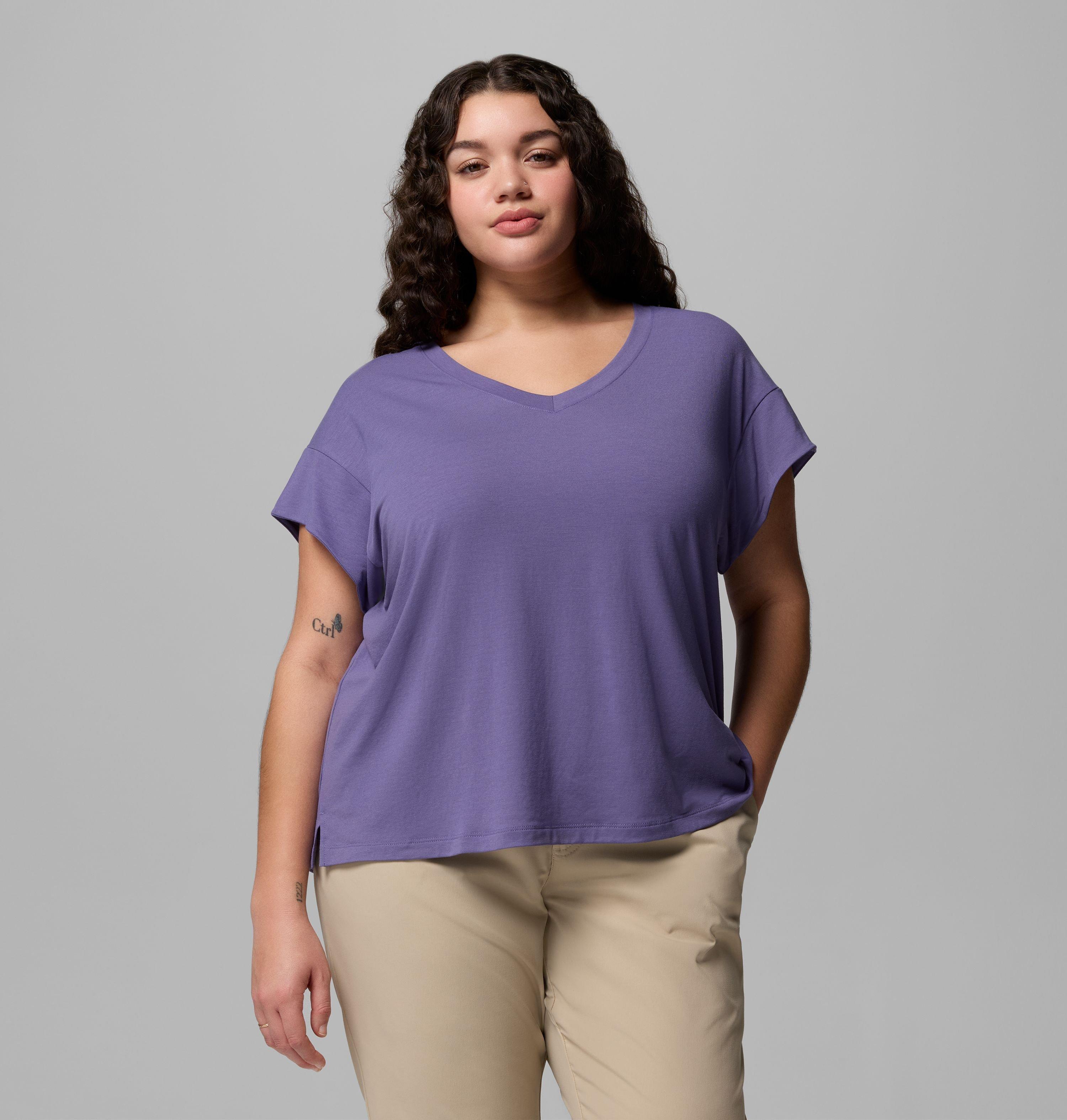 Columbia Women's Daniela Falls V-Neck Short Sleeve Tee - Plus Size by COLUMBIA