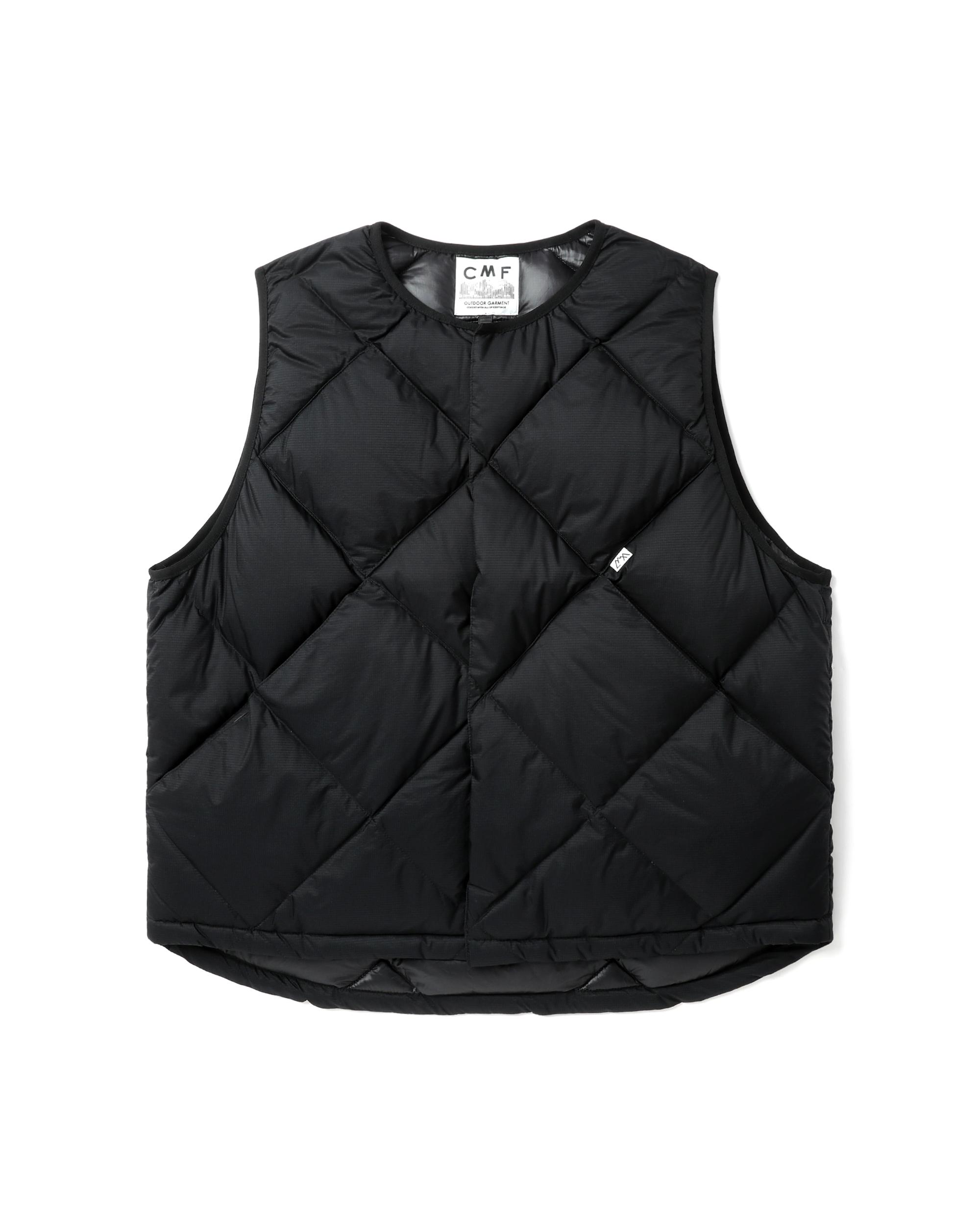 Quilted down gilet by COMFY OUTDOOR GARMENT