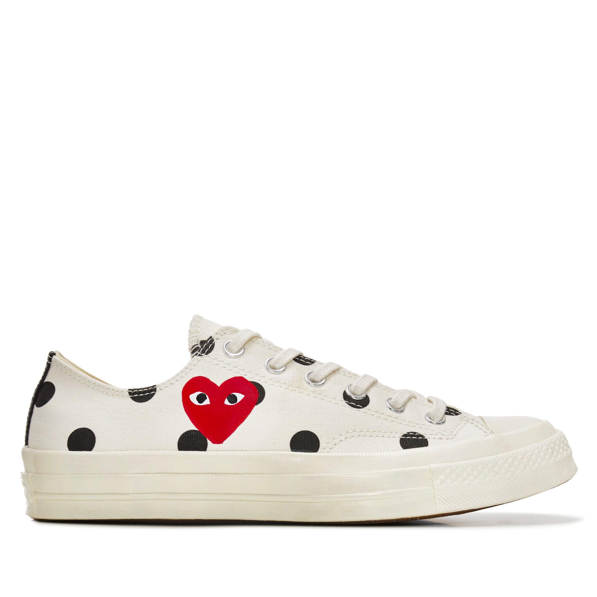 Play Converse - Polka Dot Red Heart Chuck Taylor All Star ’70 Low Sneakers - (White) by COMME DES GARCONS