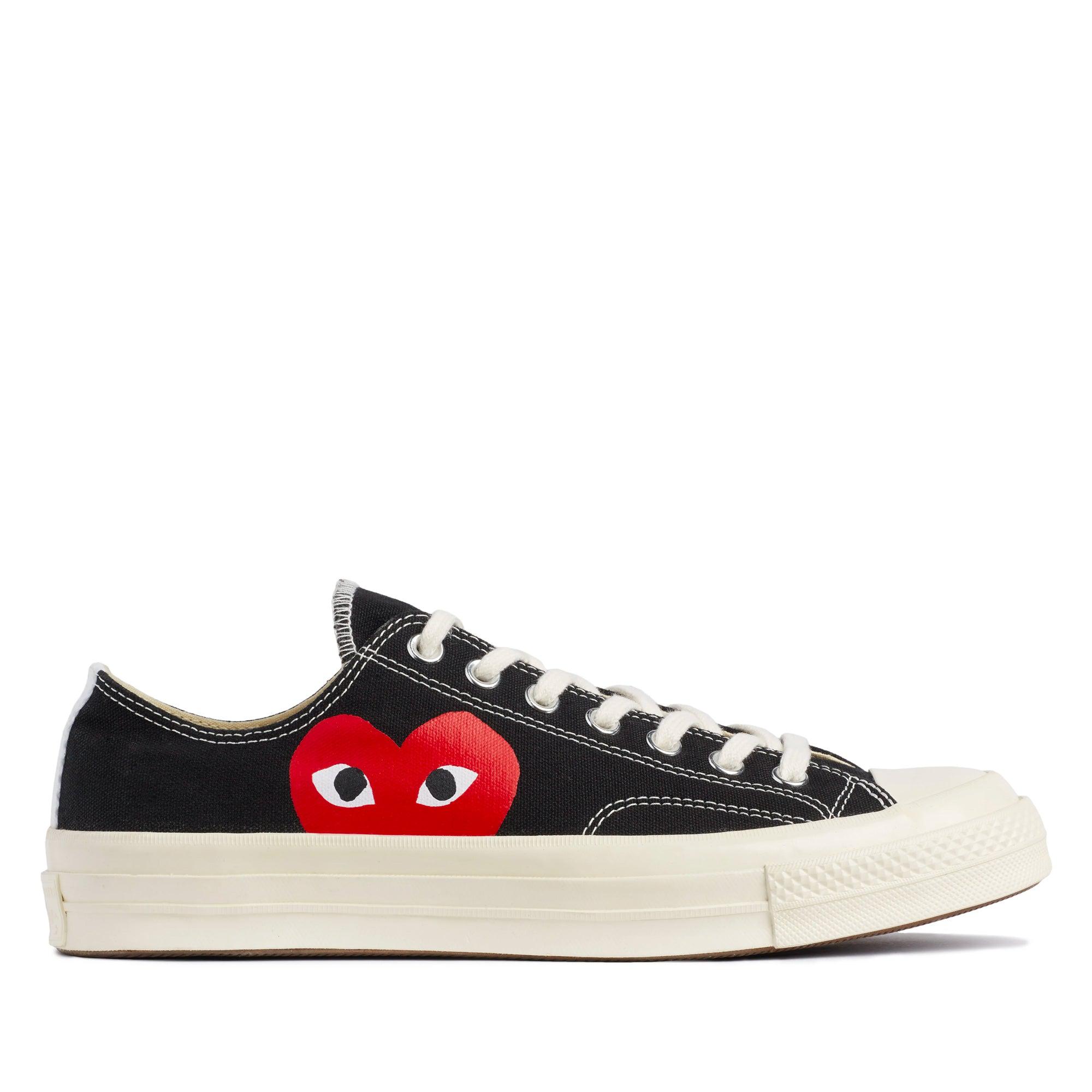 Play Converse - Red Heart Chuck Taylor All Star ’70 Low Sneakers - (Black) by COMME DES GARCONS