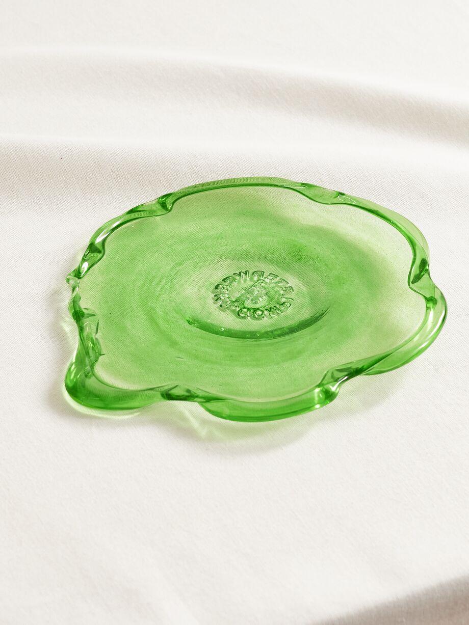 Thaw recycled-glass side plate by COMPLETEDWORKS Thaw recycled-glass side plate by COMPLETEDWORKS