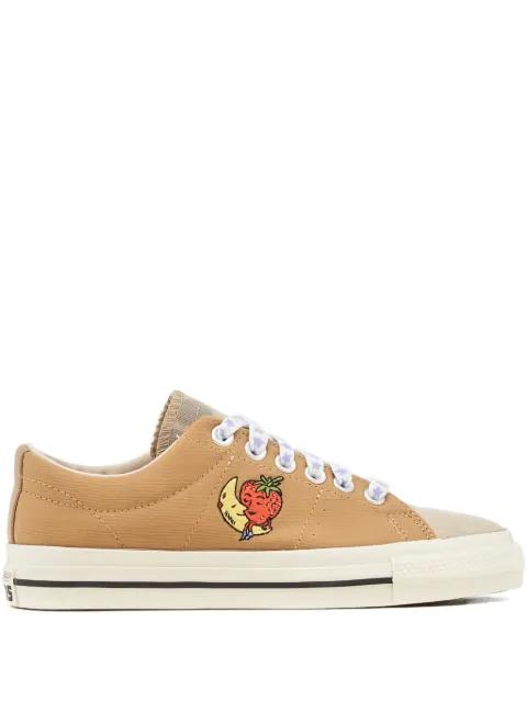 One Star Pro "Brown/Egret" sneakers by CONVERSE