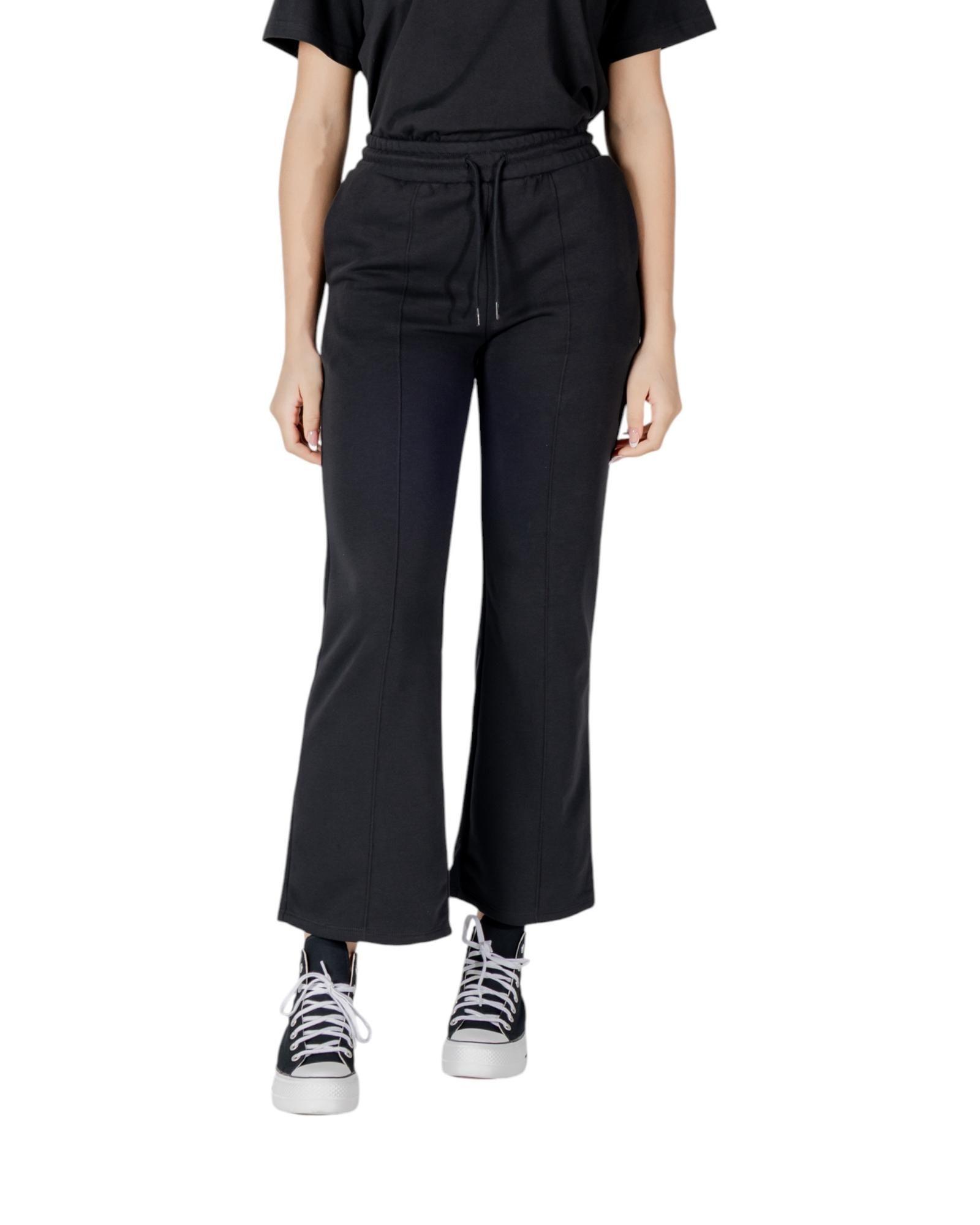 Relaxed Fit Drawstring Pants- Black Trousers by CONVERSE Relaxed Fit Drawstring Pants- Black Trousers by CONVERSE