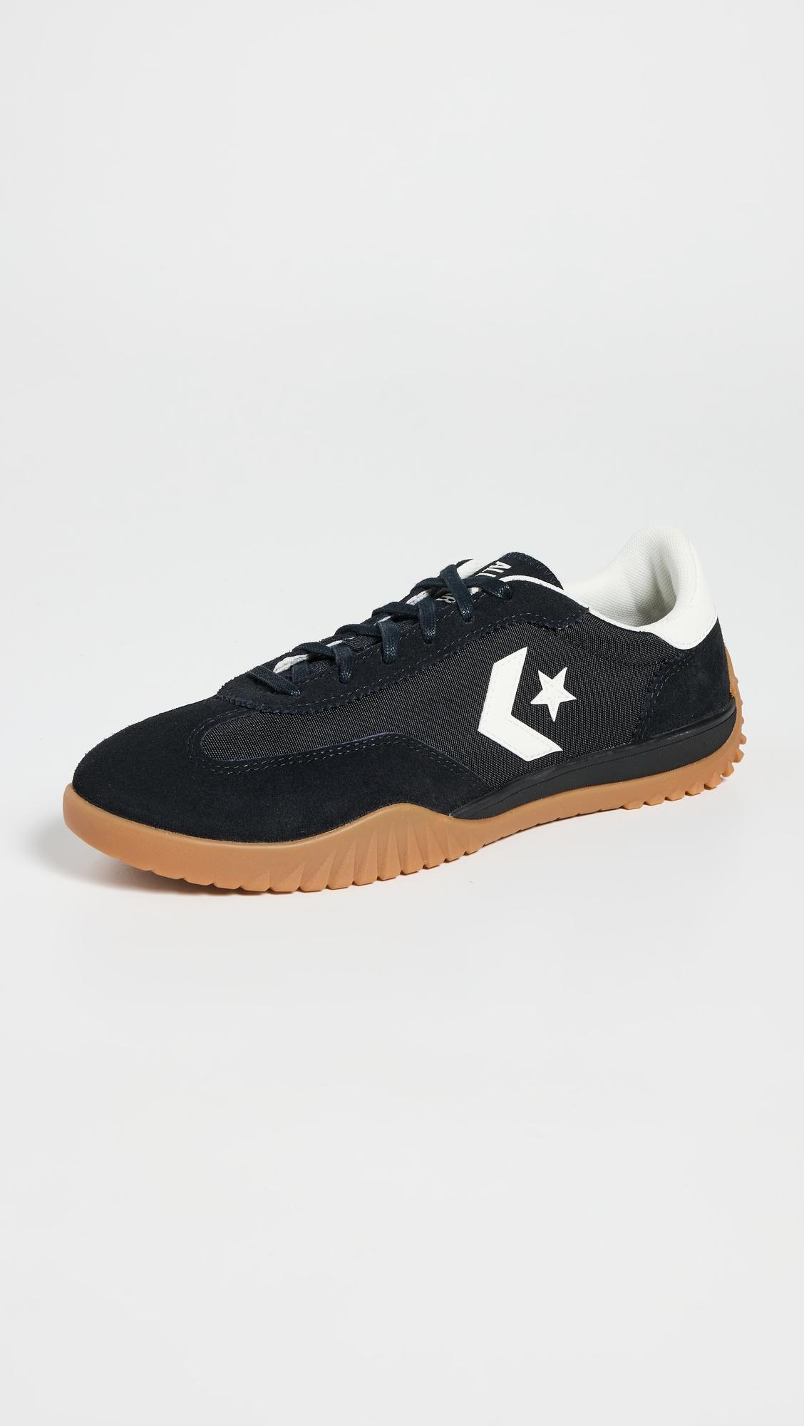 Run Star Trainers by CONVERSE