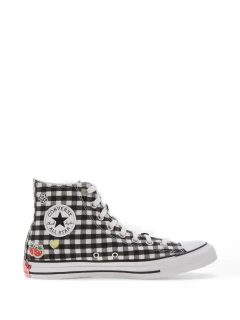 x Hello Kitty And Friends trainers by CONVERSE