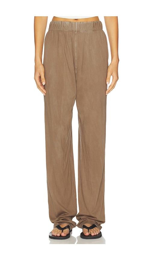 COTTON CITIZEN Standard Pant in Tan by COTTON CITIZEN COTTON CITIZEN Standard Pant in Tan by COTTON CITIZEN