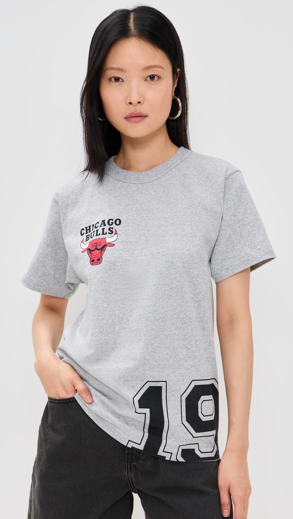 Chicago Bulls Team Tee by DANNIJOPRO