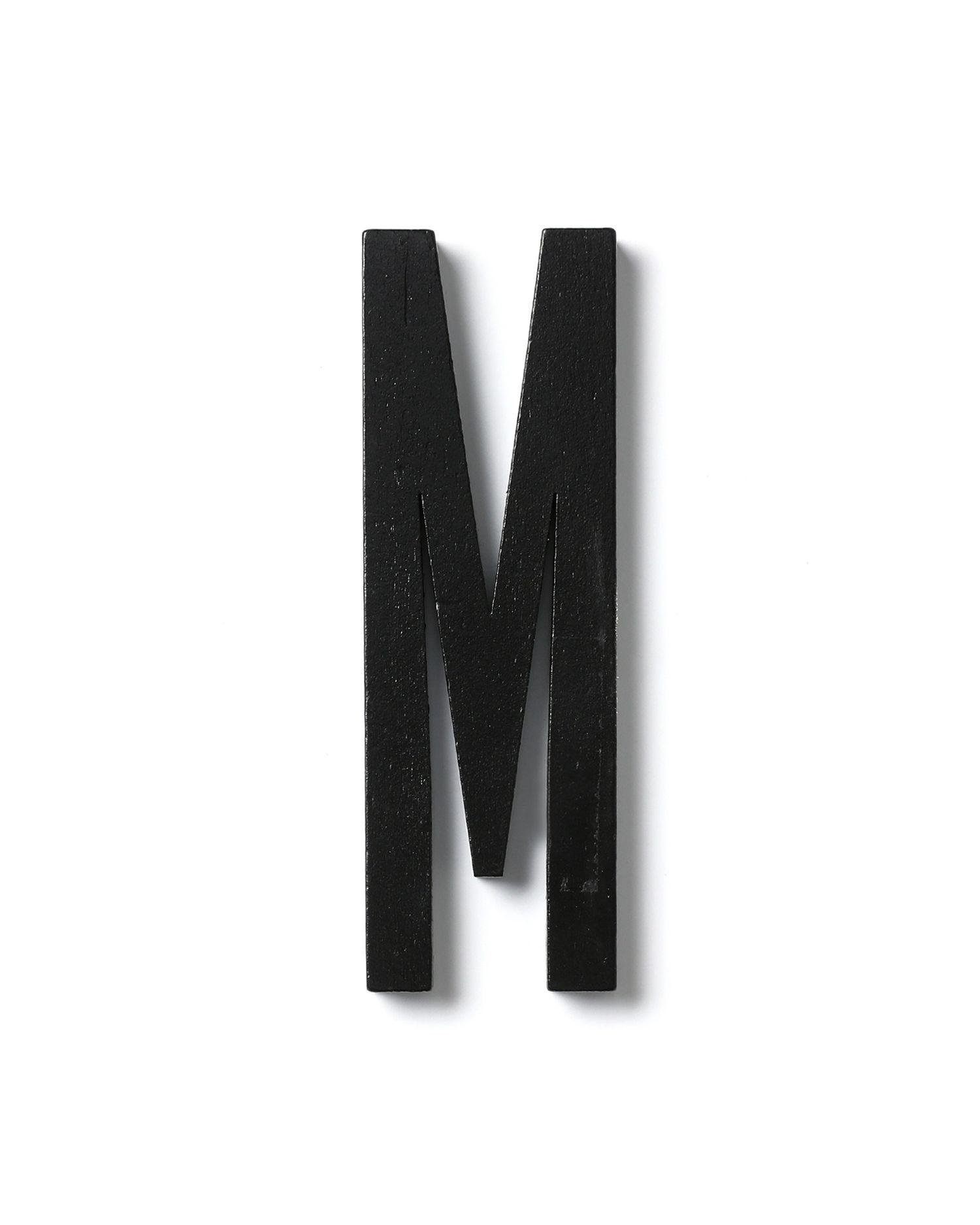Letter M display by DESIGN LETTERS