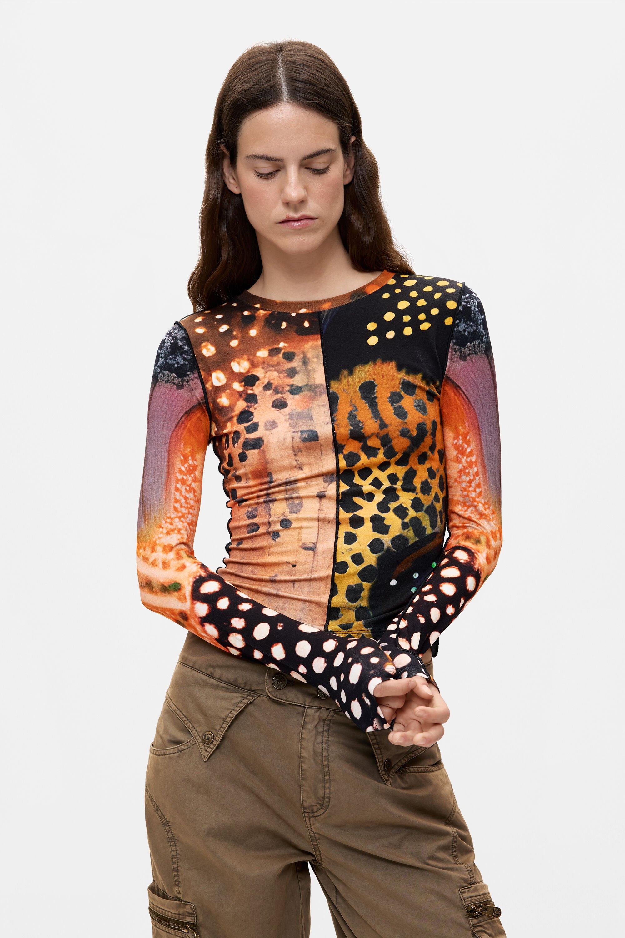 Printedong Sleeve T-shirt by DESIGUAL
