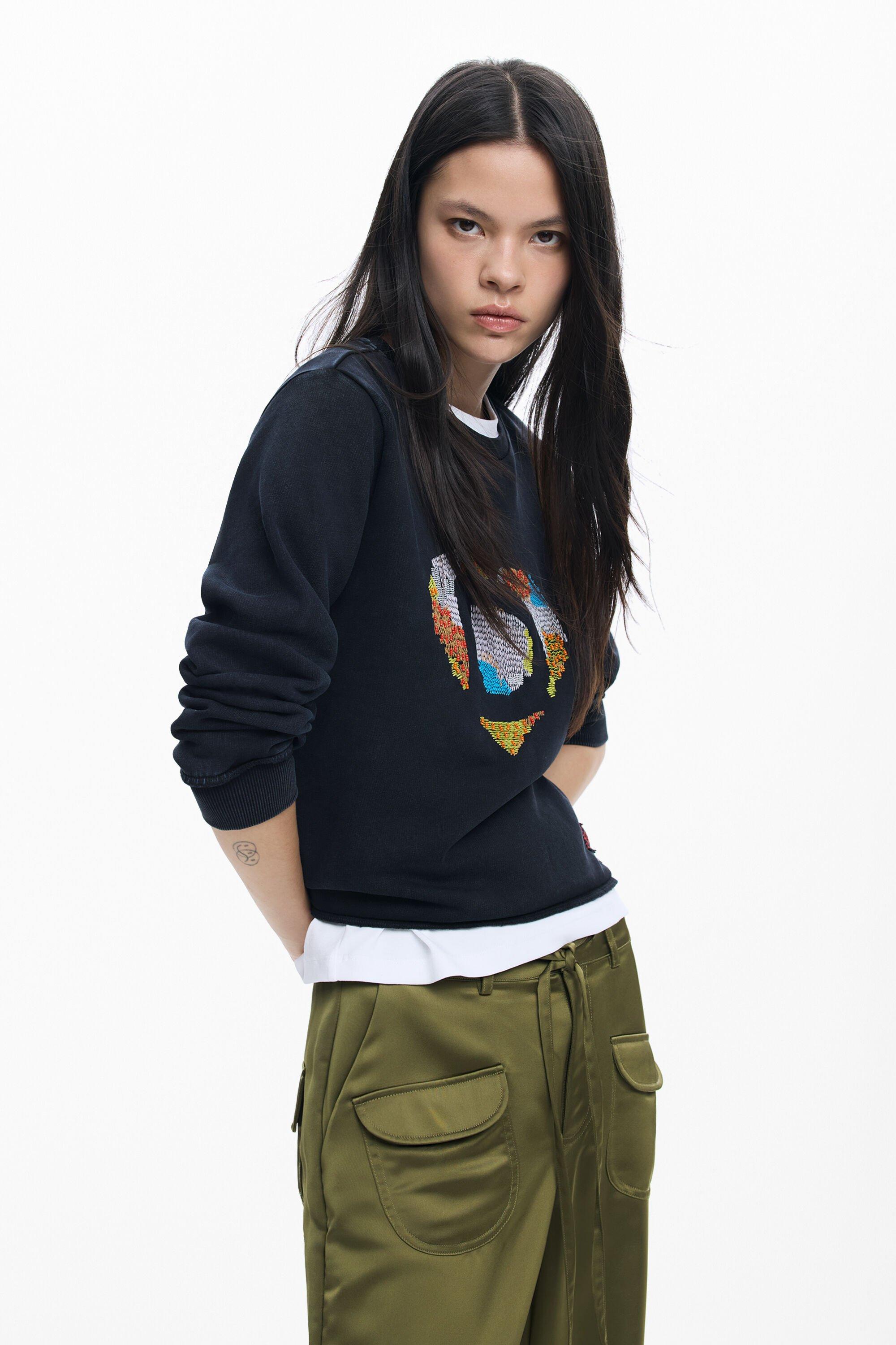 Sweatshirt embroidered heart by DESIGUAL
