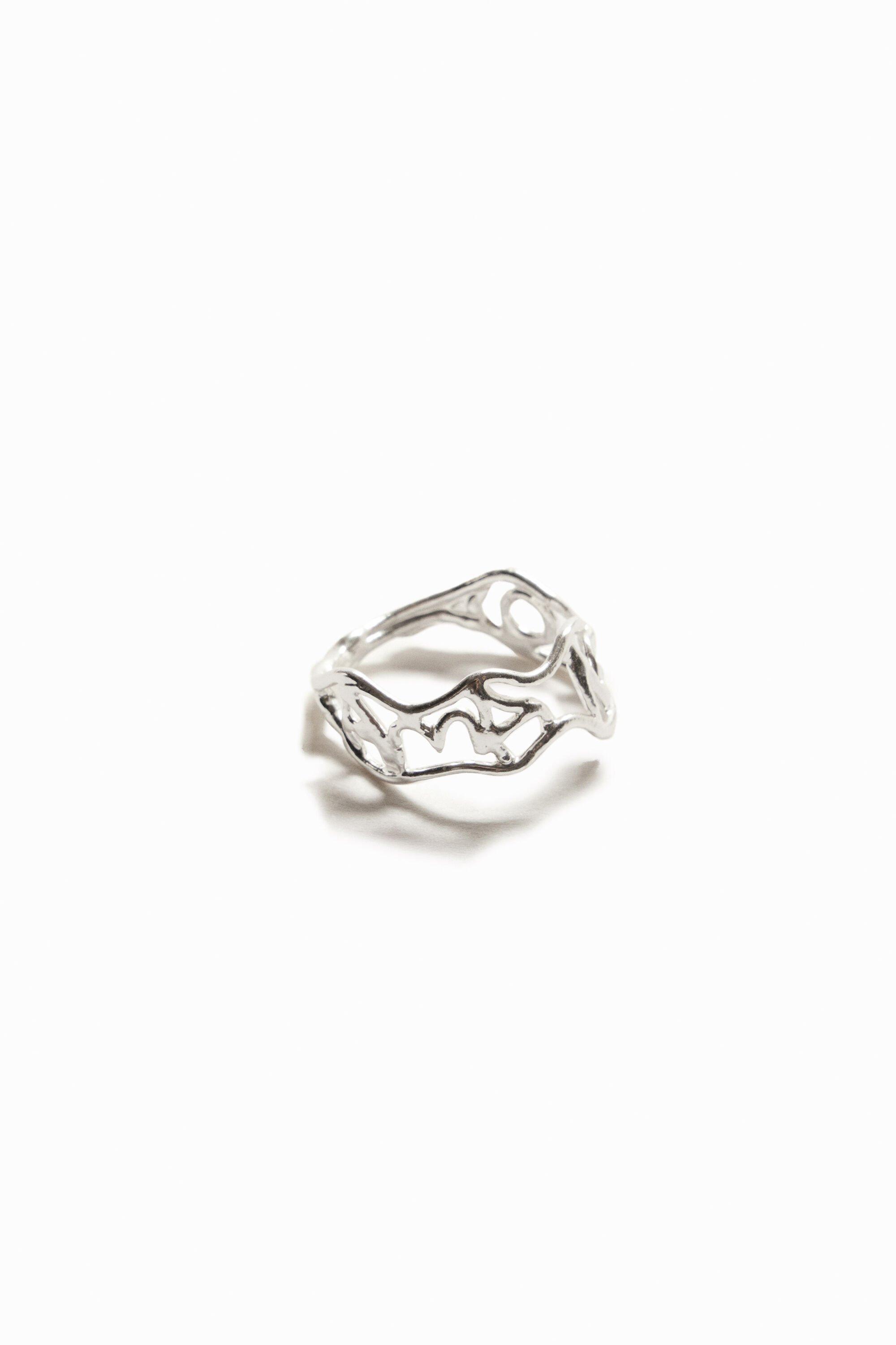 Zalio silver plated message ring by DESIGUAL