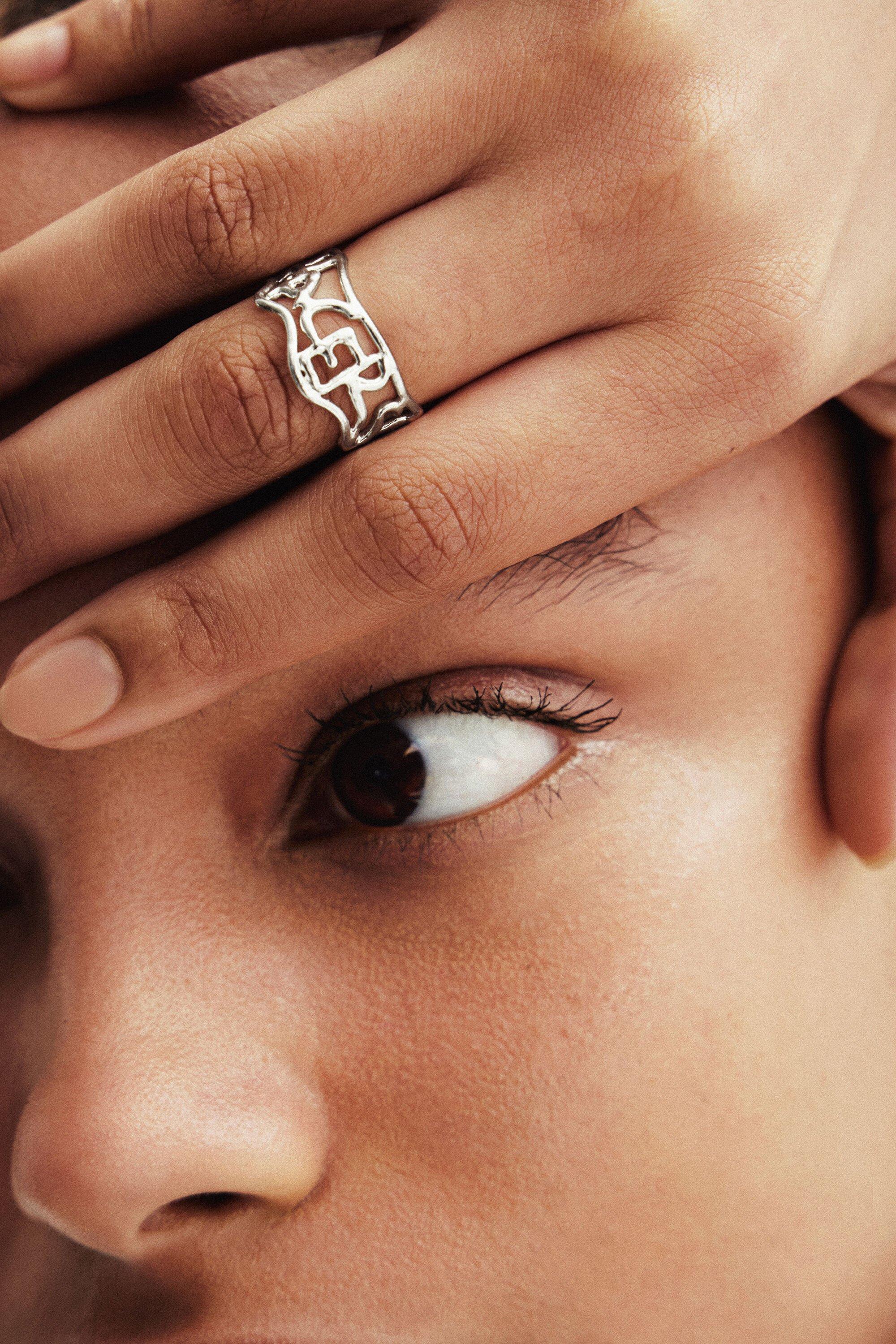 Zalio silver plated message ring by DESIGUAL