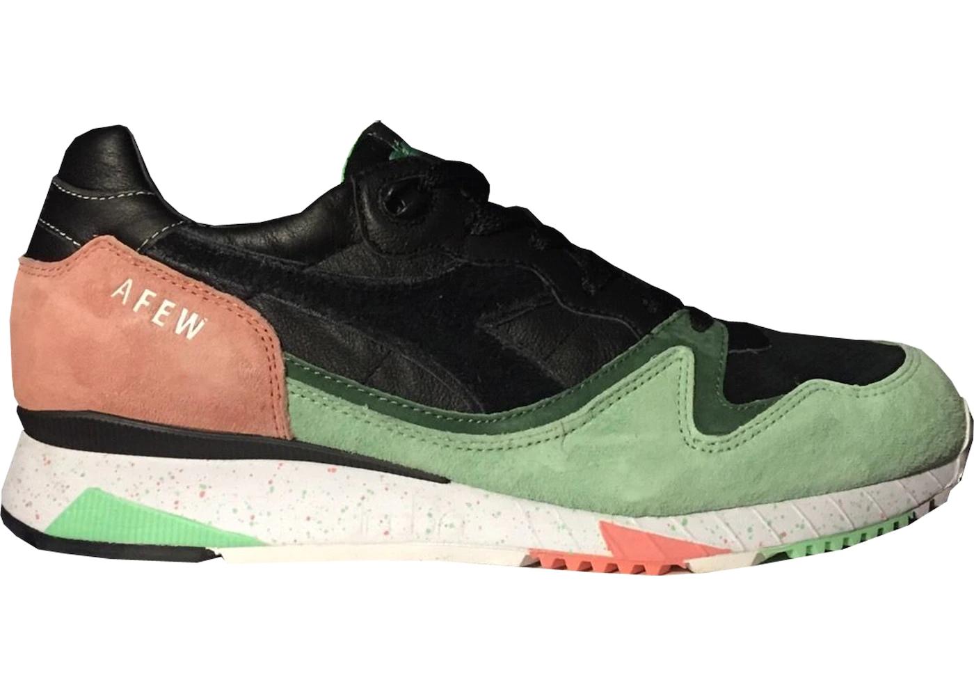 V7000 AFEW the Cure Friends and Family by DIADORA