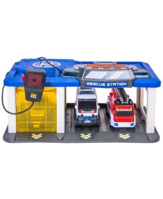 Rescue Station Vehicle Playset by DICKIE TOYS