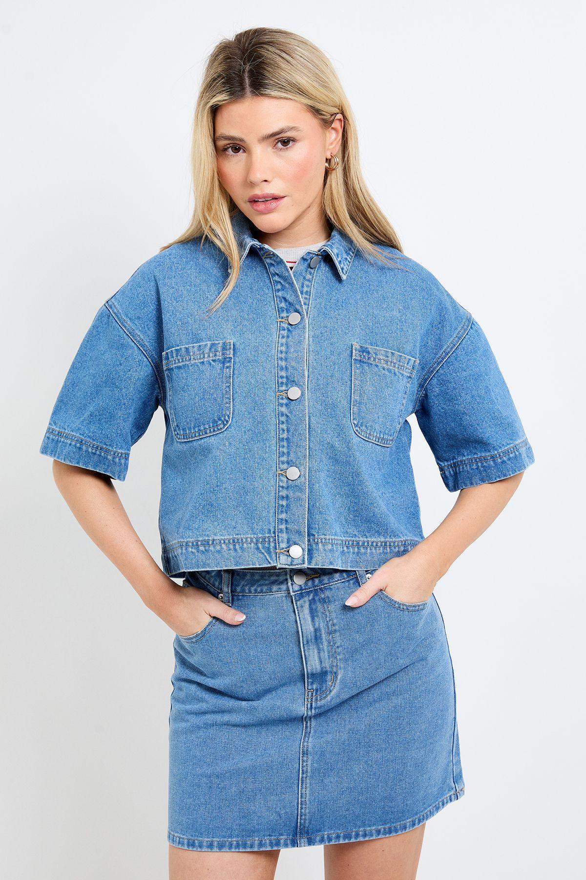 Boxy Cropped Denim Jacket by DOROTHY PERKINS