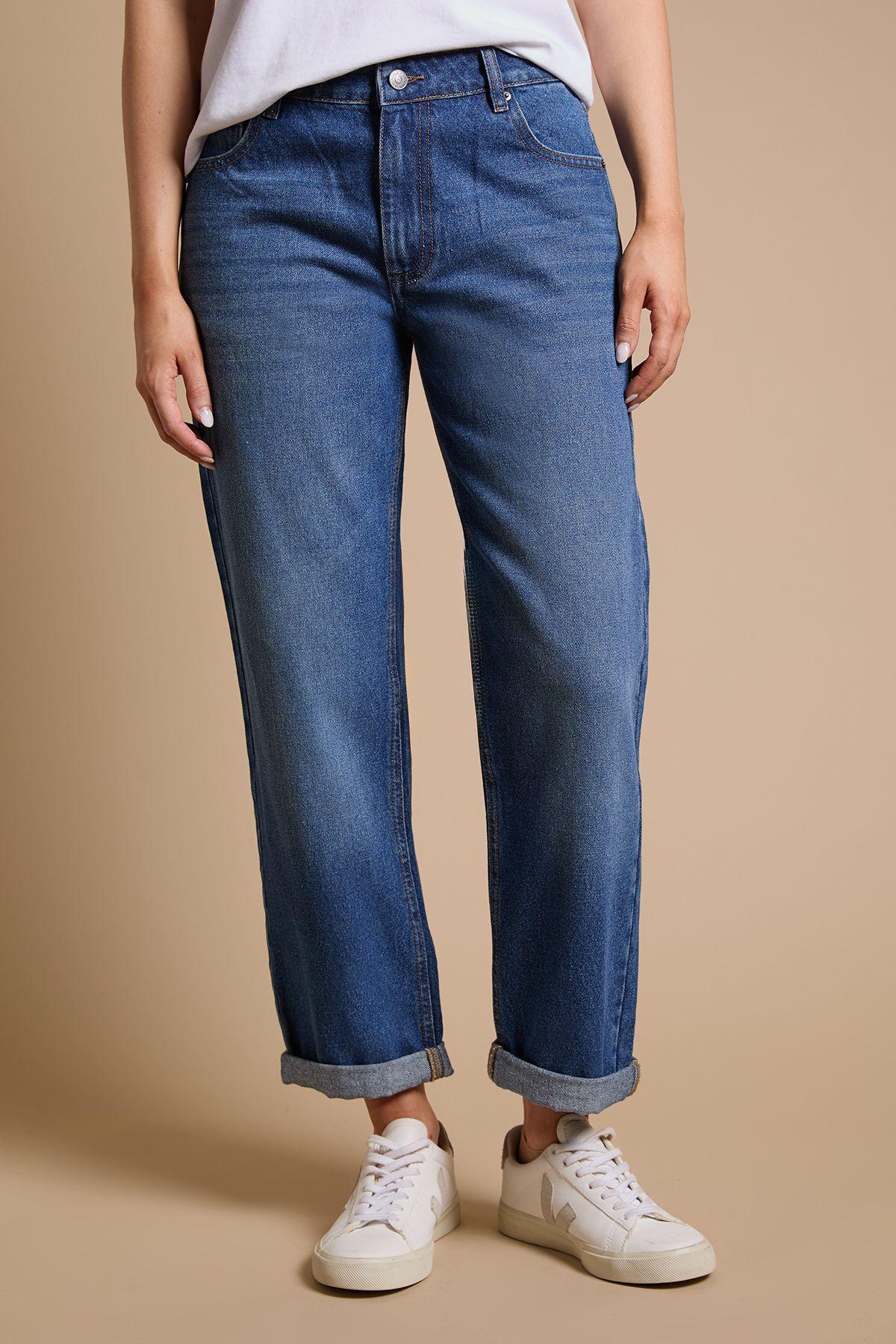 Boyfriends Ankle Grazer Fold Up Jeans by DOROTHY PERKINS