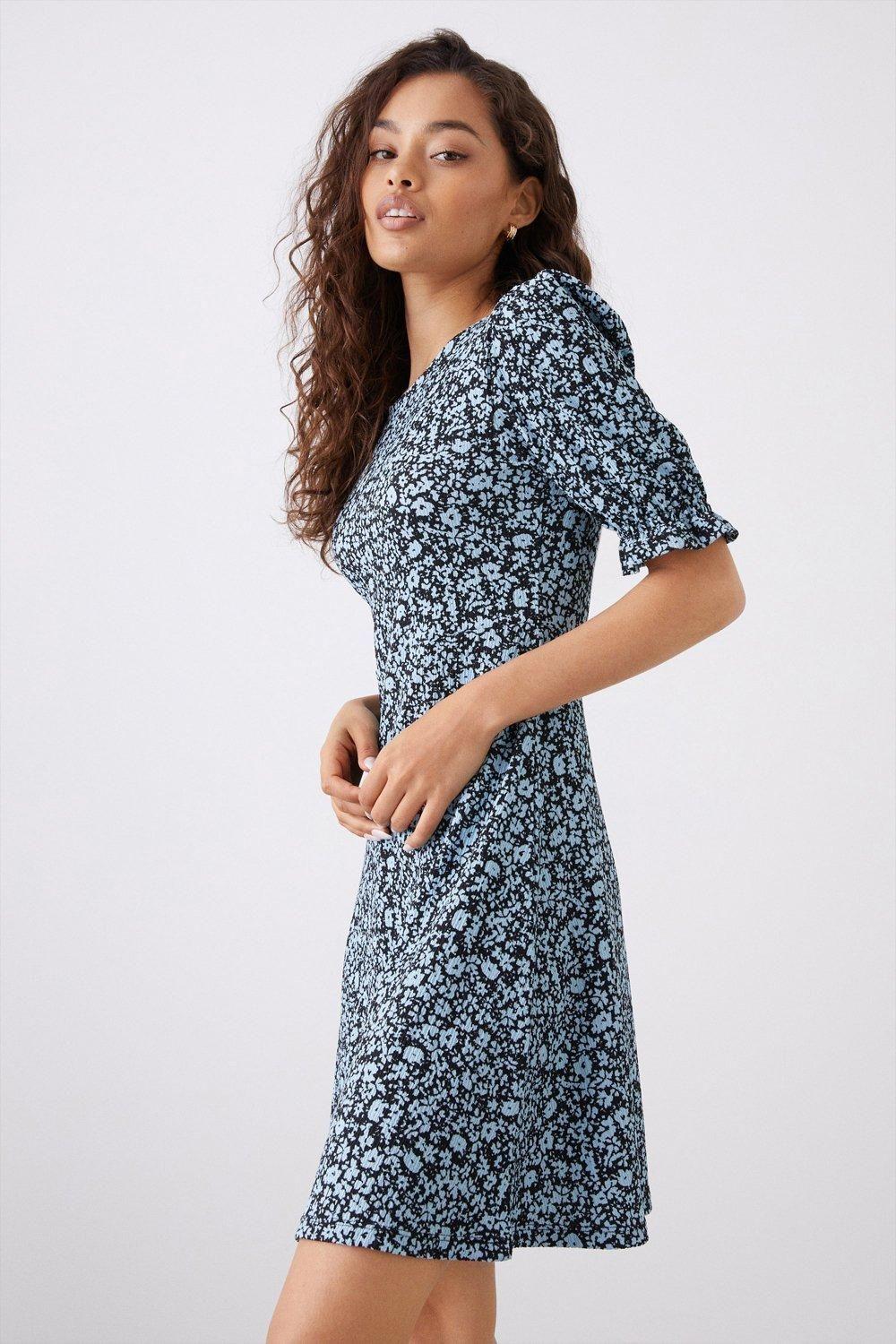 Petite Blue Floral Jersey Mini Dress by DOROTHY PERKINS