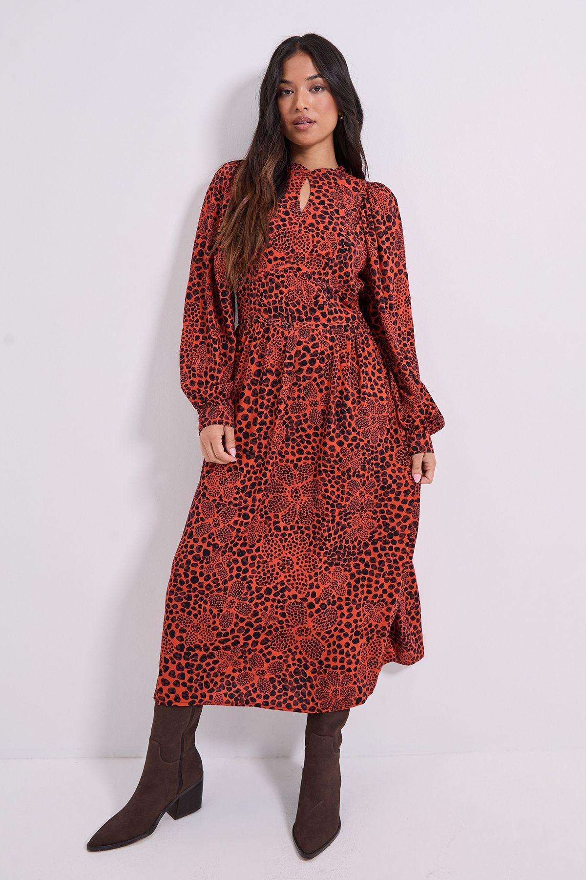 Petite Keyhole Detail Waisted Blouson Sleeve Printed Midi Dress by DOROTHY PERKINS