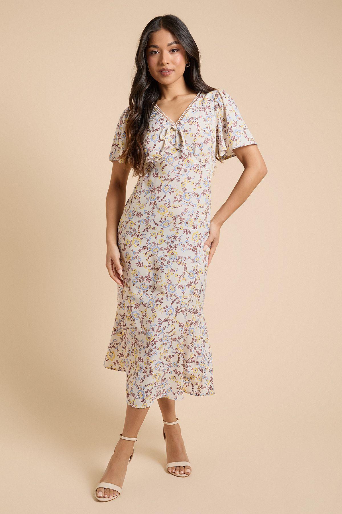 Petite Lace Trim Angel Sleeve Maxi Dress by DOROTHY PERKINS