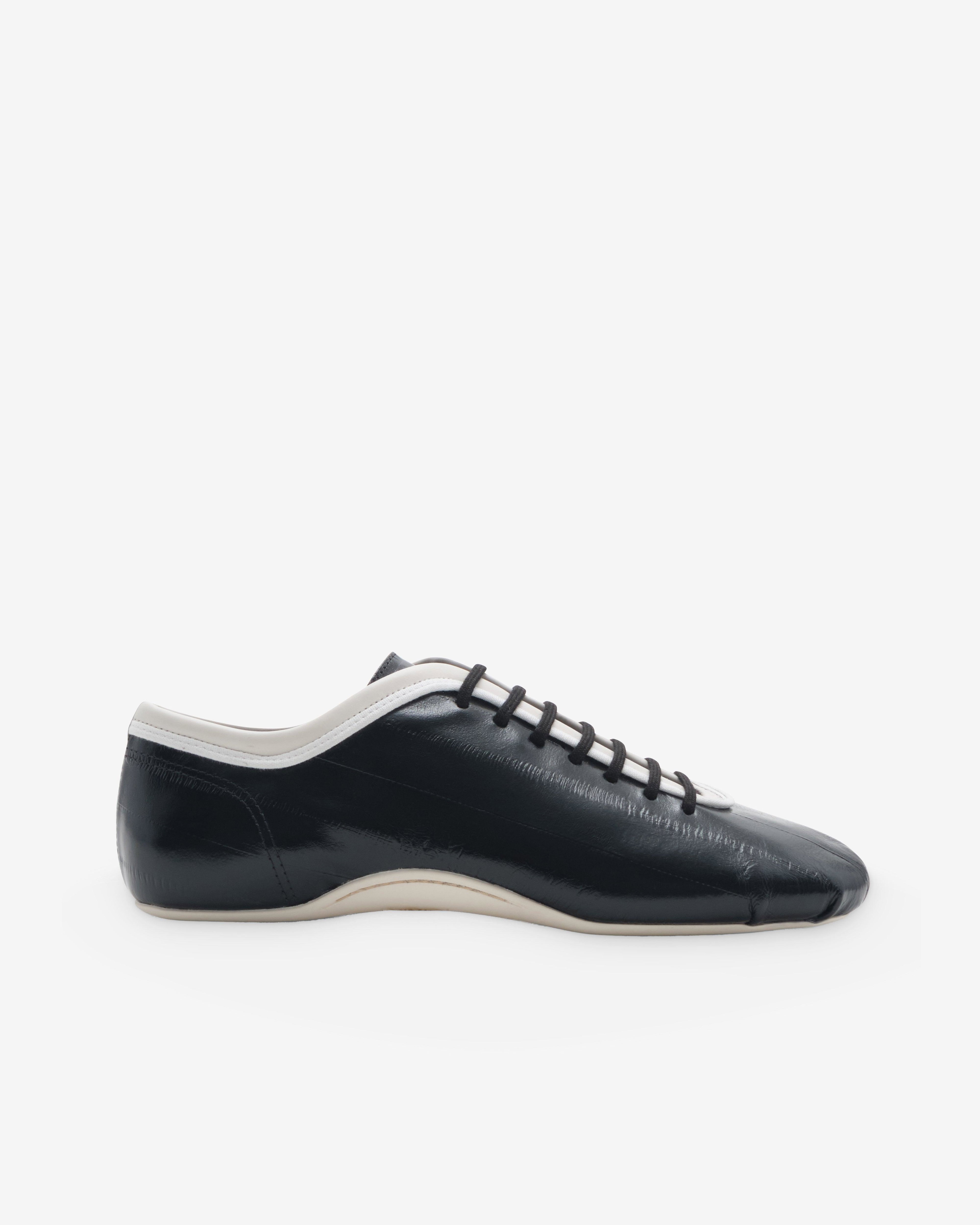 Dries Van Noten - Women's Round-Toe Shoes - (Black) by DRIES VAN NOTEN