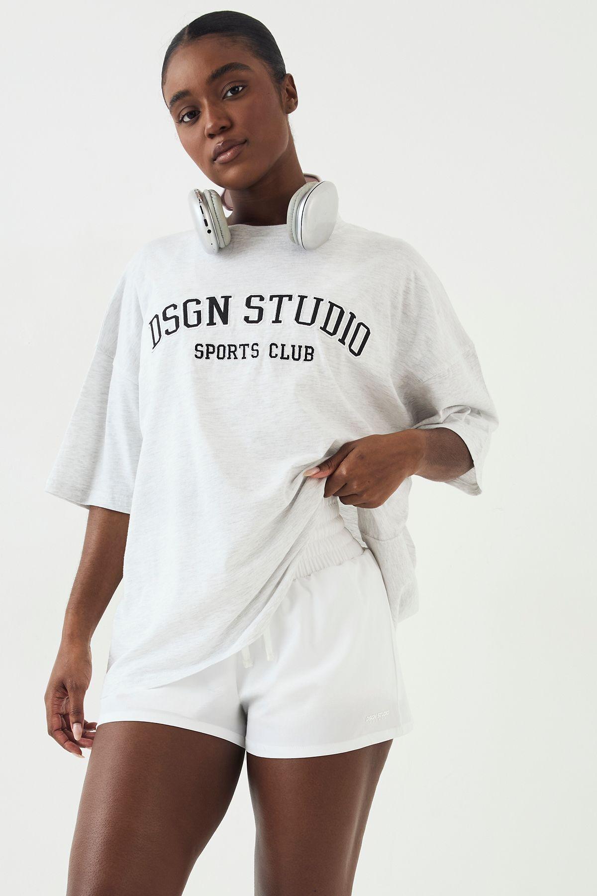 DSGN Studio Applique Oversized T-shirt by DSGN STUDIO