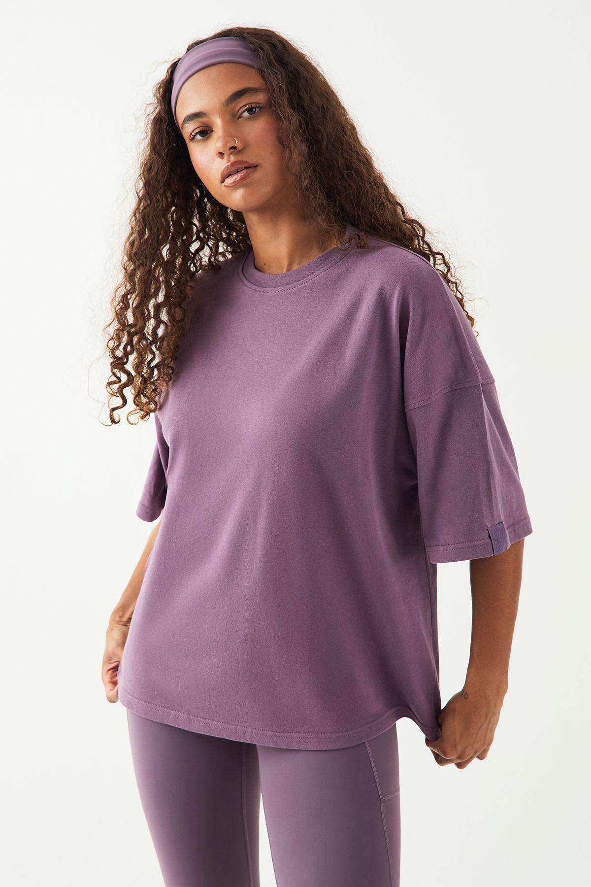 DSGN Studio Oversized T-Shirt by DSGN STUDIO