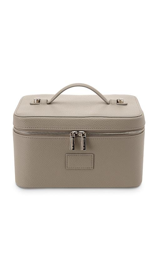 ETOILE COLLECTIVE Vanity Case in Pebble by ETOILE COLLECTIVE ETOILE COLLECTIVE Vanity Case in Pebble by ETOILE COLLECTIVE