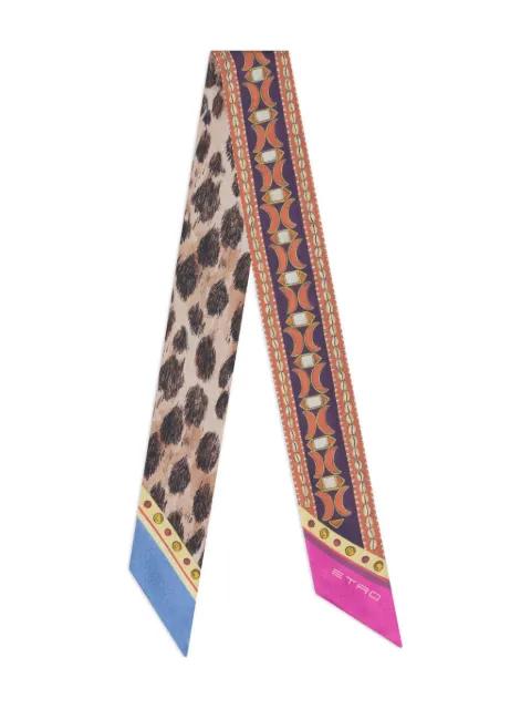 Paisleyna made of silk with geometric motif and animal motif by ETRO
