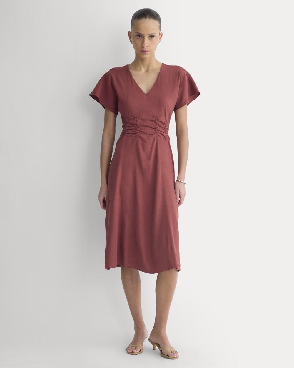 Cinched Dress in Stretch Linen | Henna Red by EVERLANE
