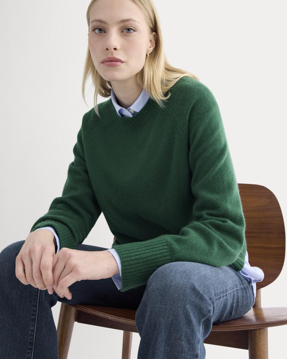 The Boxy Crew in Cashmere | Hunter Green by EVERLANE