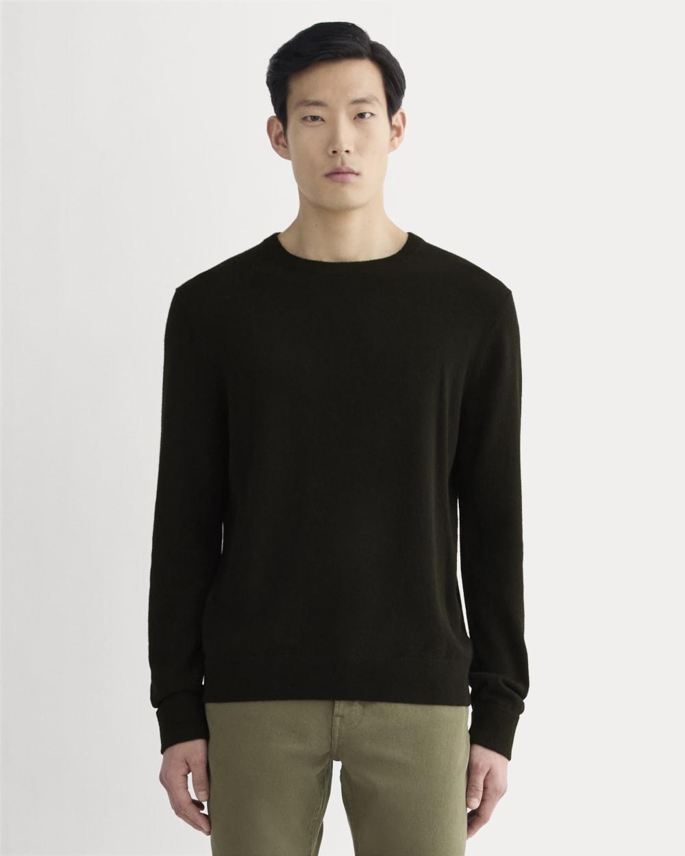 The Cashmere Crew |  Black by EVERLANE