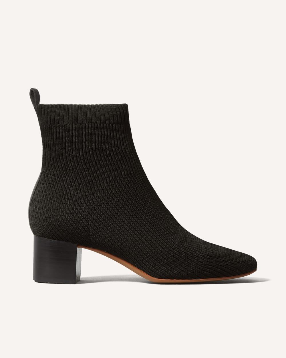 The Glove Boot  | Black by EVERLANE
