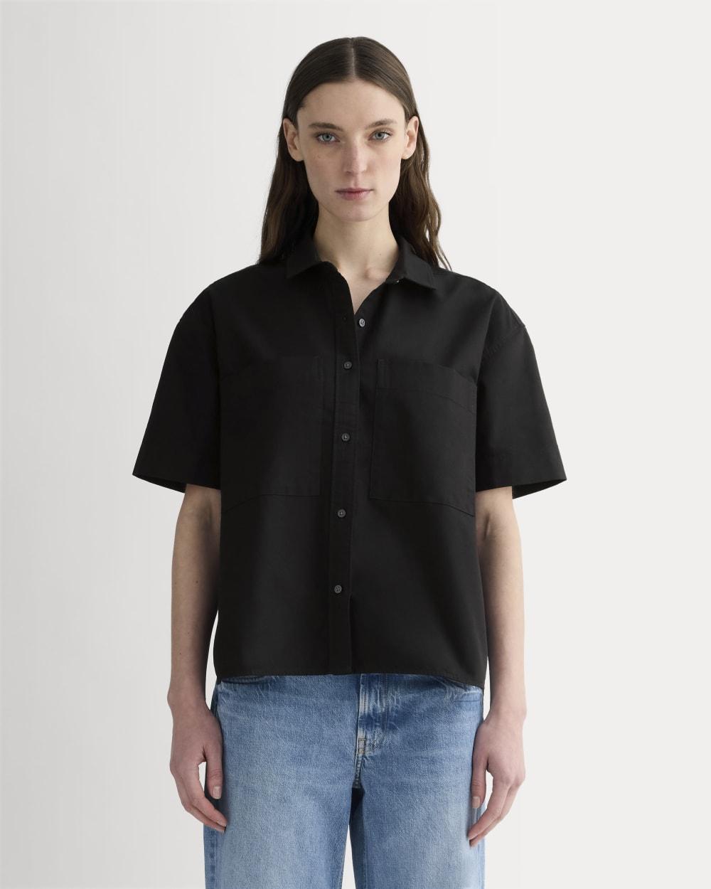The Short-Sleeve Boxy Oxford | Black by EVERLANE