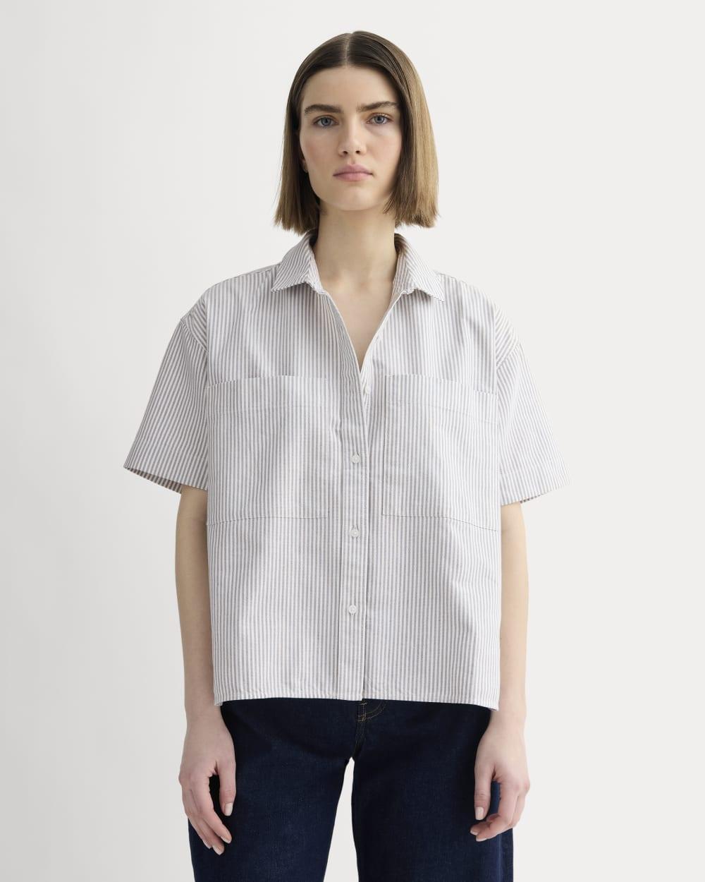 The Short-Sleeve Boxy Oxford | Charcoal / White by EVERLANE