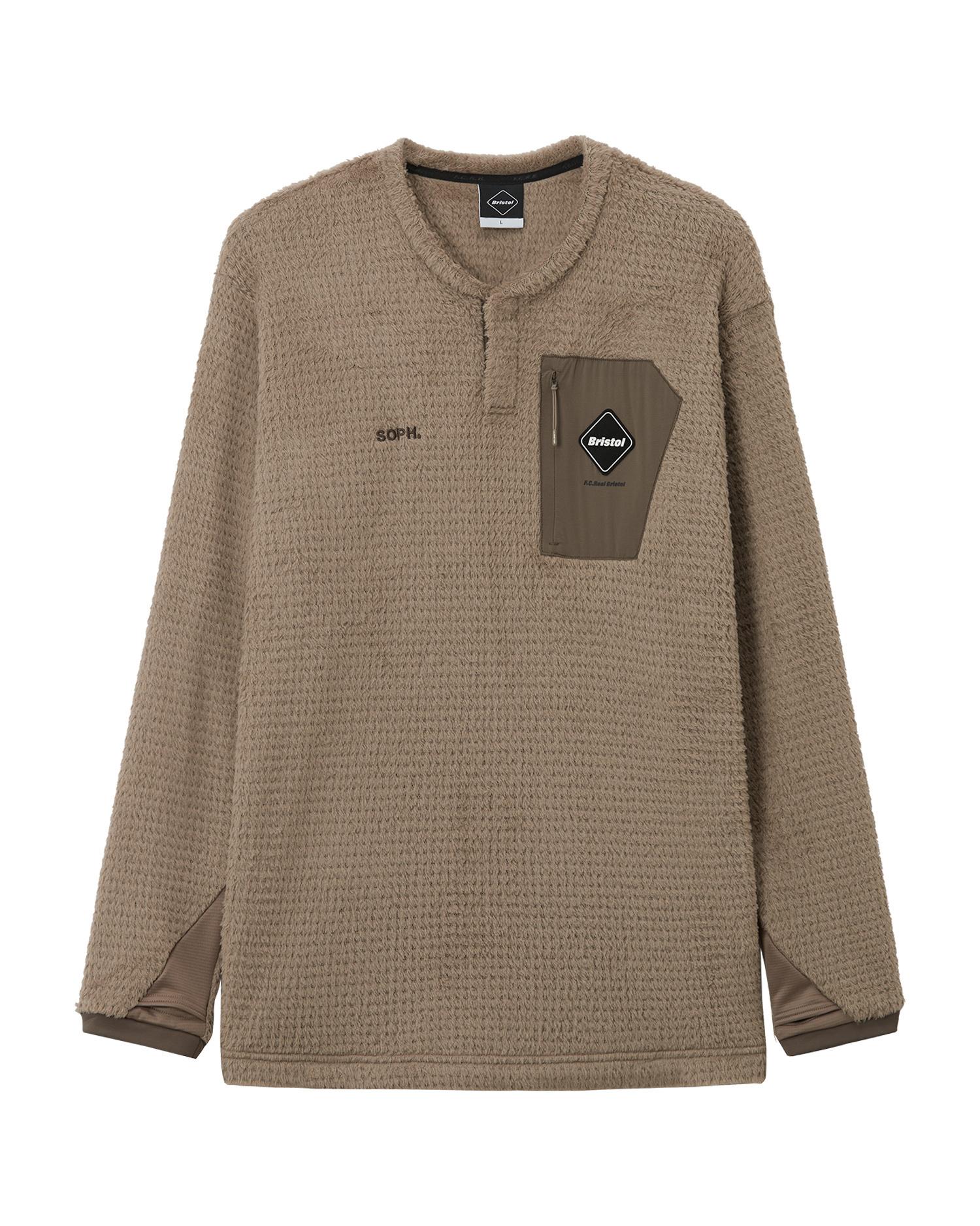 High loft fleece top by F.C. REAL BRISTOL