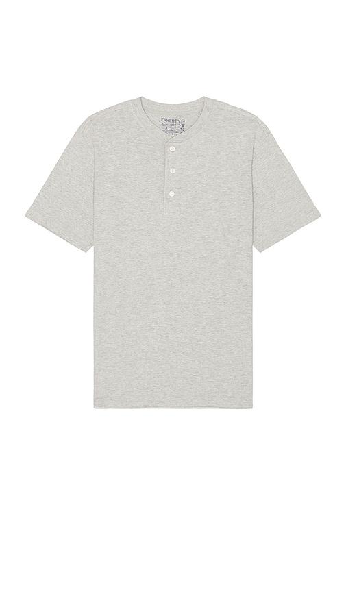 Faherty Short Sleeve Sunwashed Henley in Grey by FAHERTY
