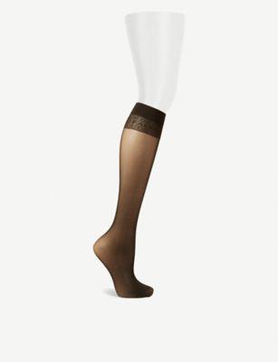 Matt Deluxe 20 denier knee-highs by FALKE