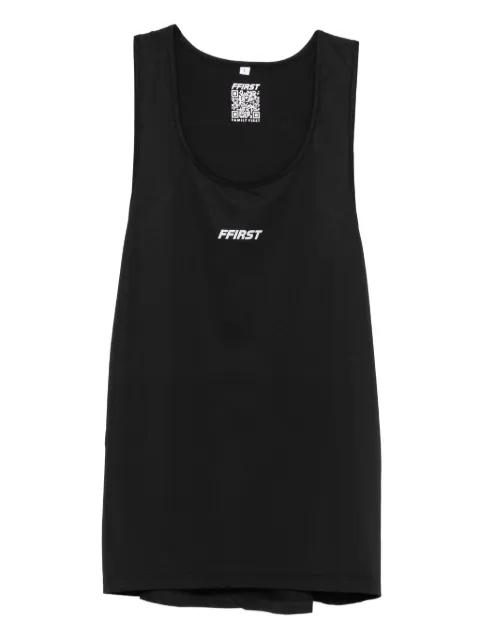 logo performance top by FAMILY FIRST