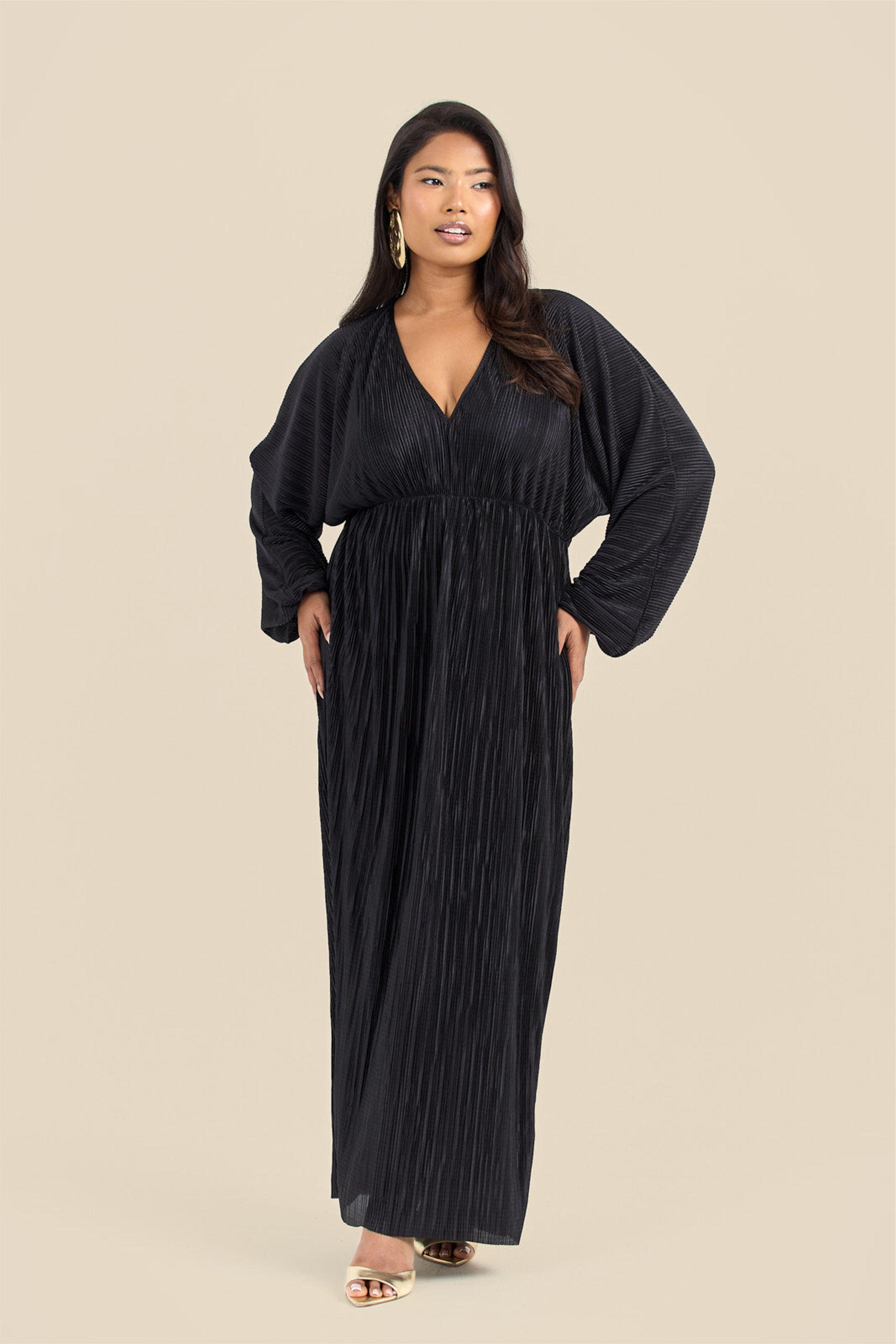 Curve Plisse Balloon Sleeve Maxi Dress by FASHION-SZN