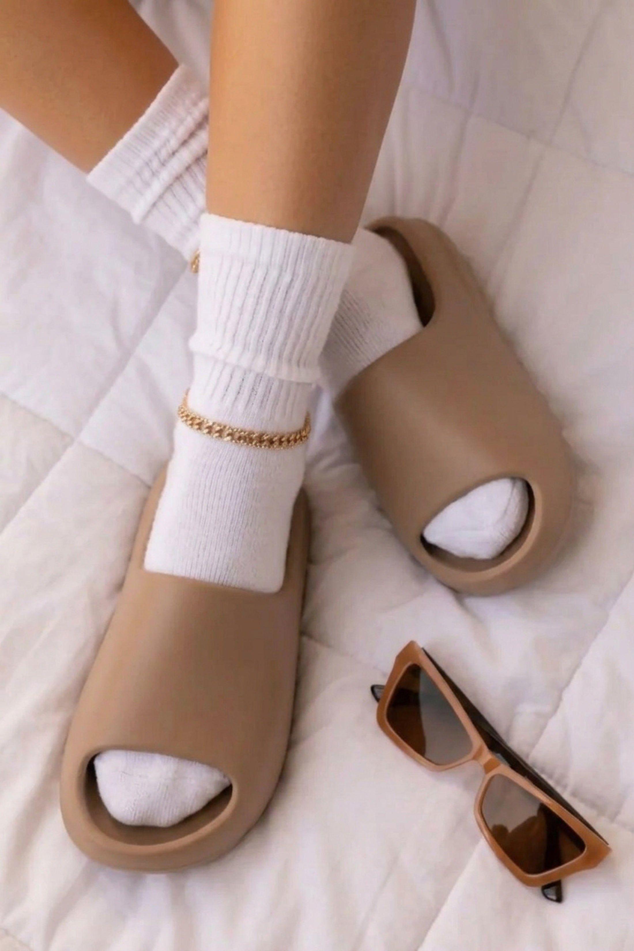 Tread Detail Rubber Flatform Sliders by FEMME LUXE