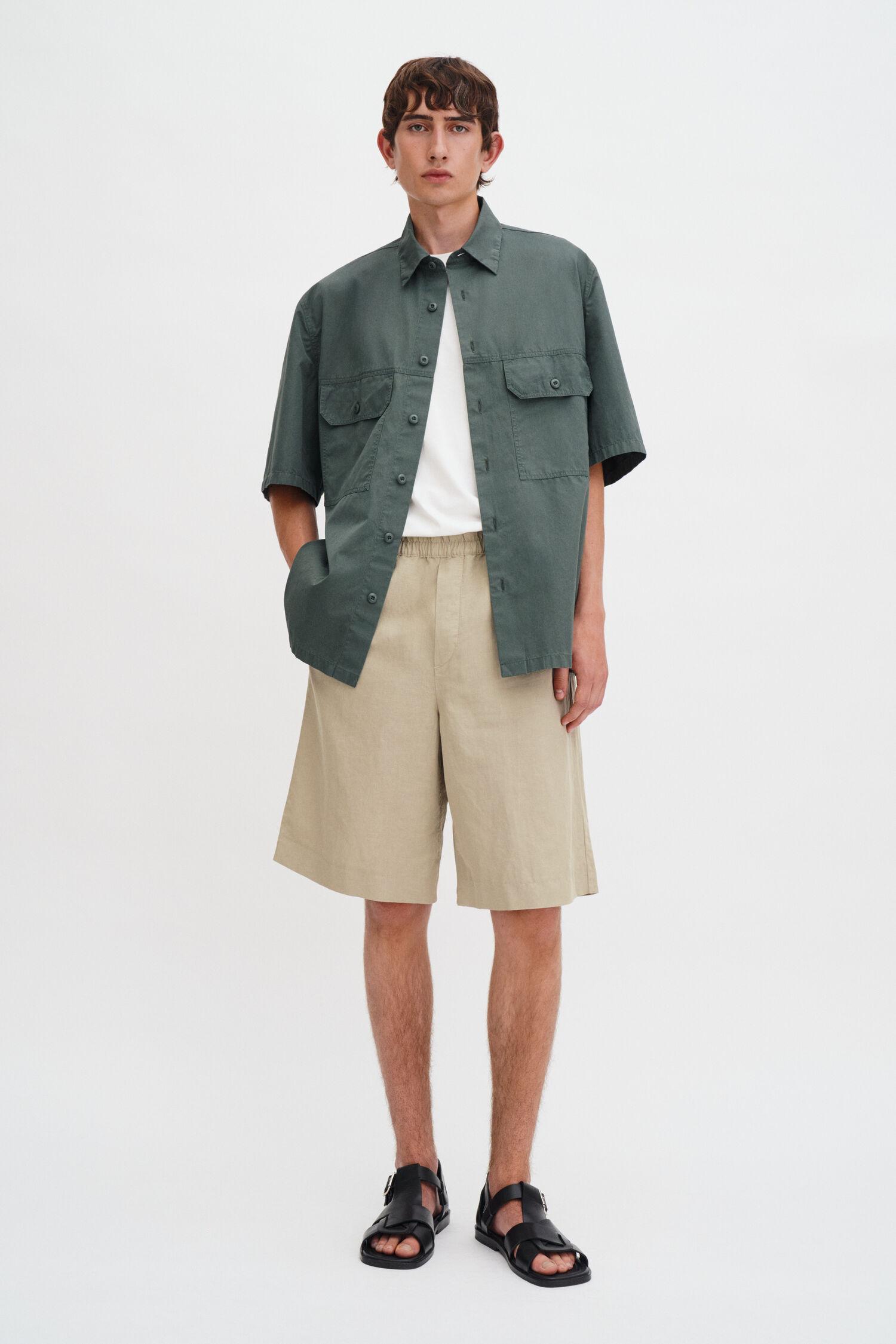 Theo Linen Shorts by FILIPPA K