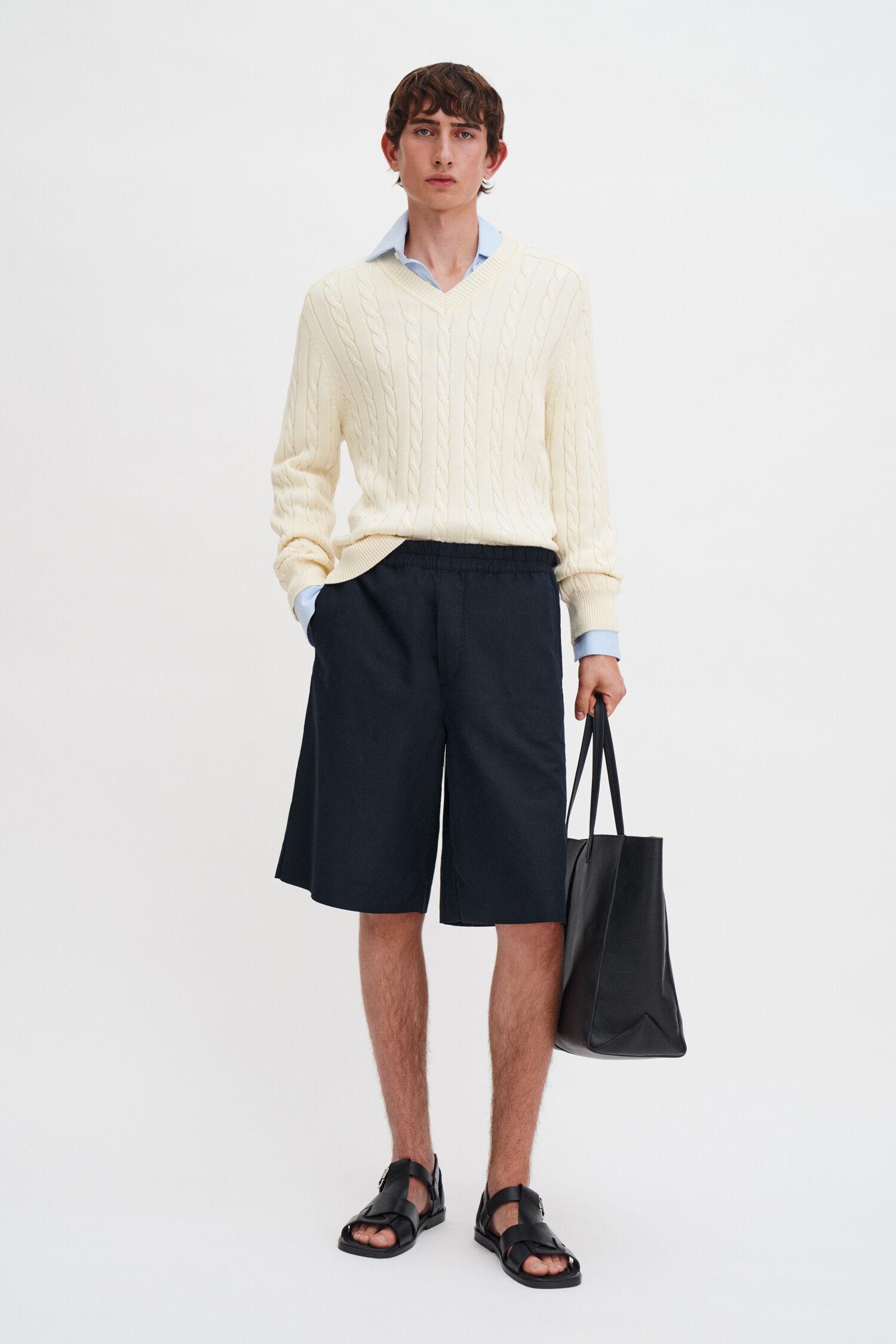 Theo Linen Shorts by FILIPPA K