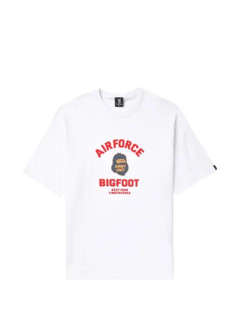 graphic T-shirt by FINGERCROXX