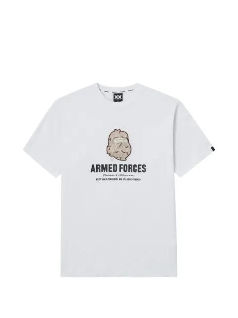 graphic-print T-shirt by FINGERCROXX