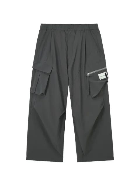 cargo-pocket trousers by FIVE CM