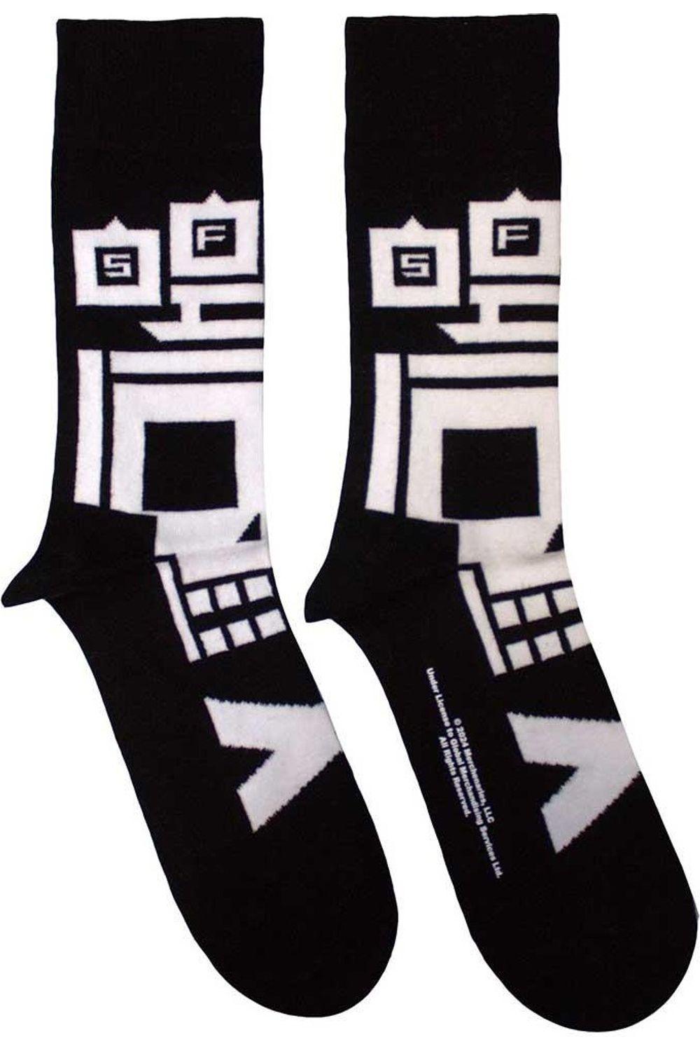 Pixel Skull Socks by FIVE FINGER DEATH PUNCH