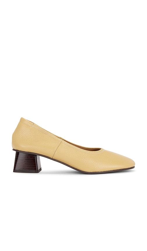Flattered Zac Heel in Beige by FLATTERED