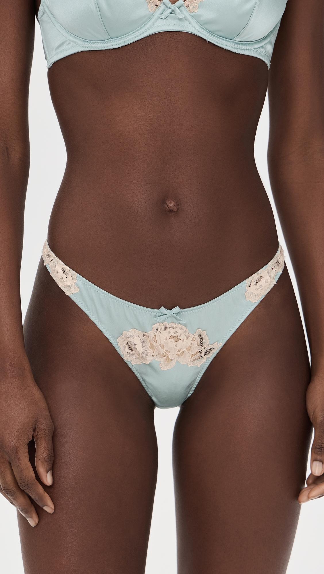 Juliet Lace Thong by FLEUR DU MAL