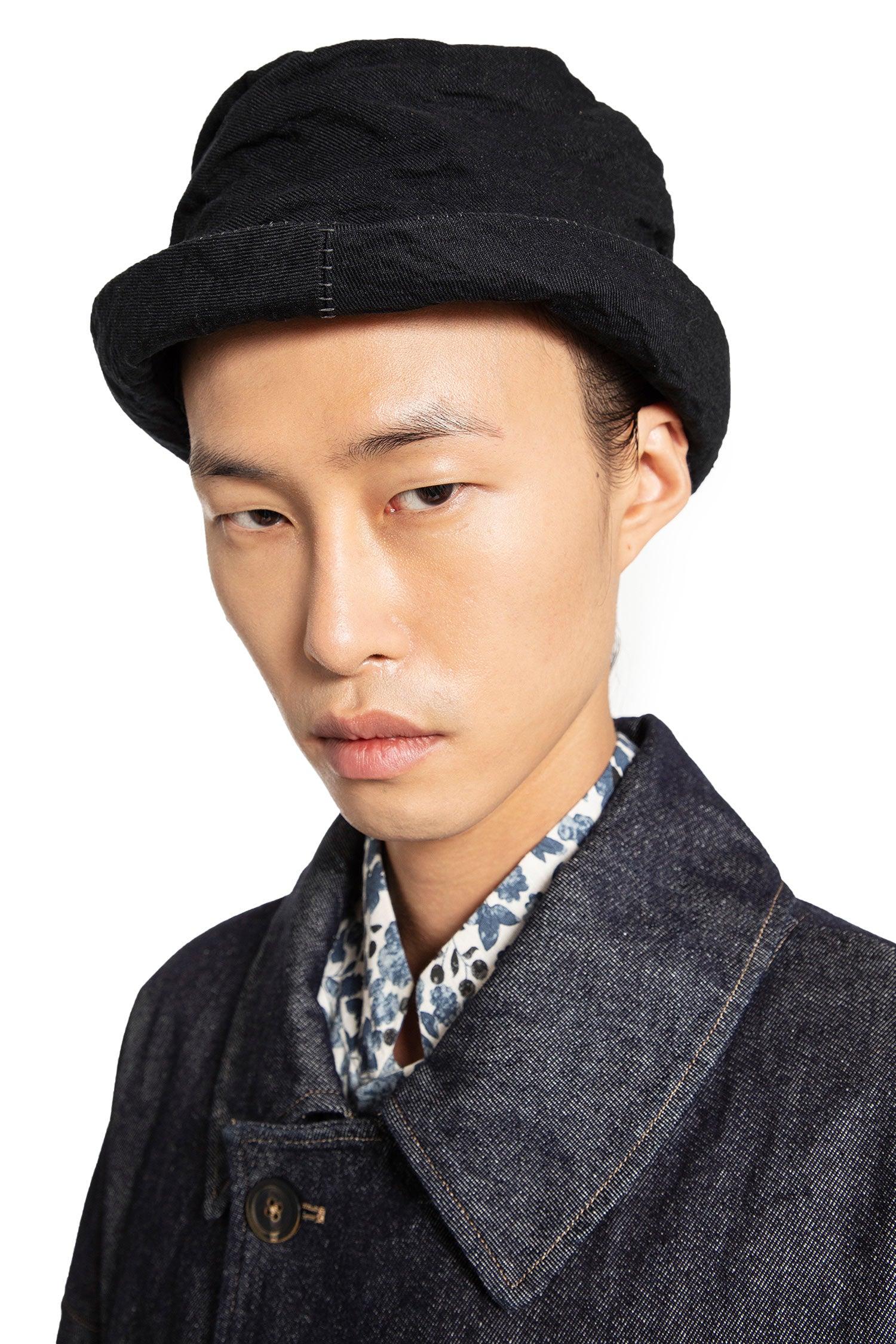 FORME D'EXPRESSIONAN BLACK HATS by FORME D'EXPRESSION